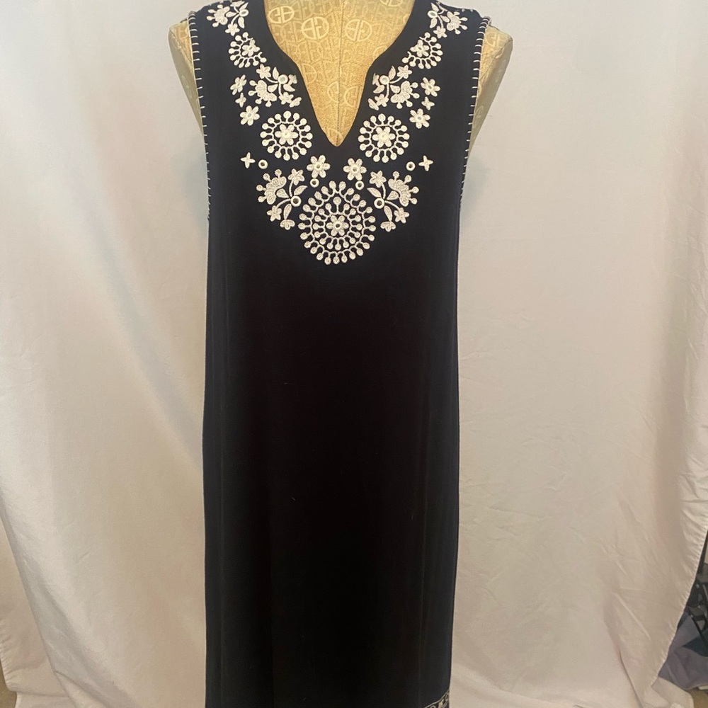 L “Grace Clements” Black Dress with White Floral Embroidery